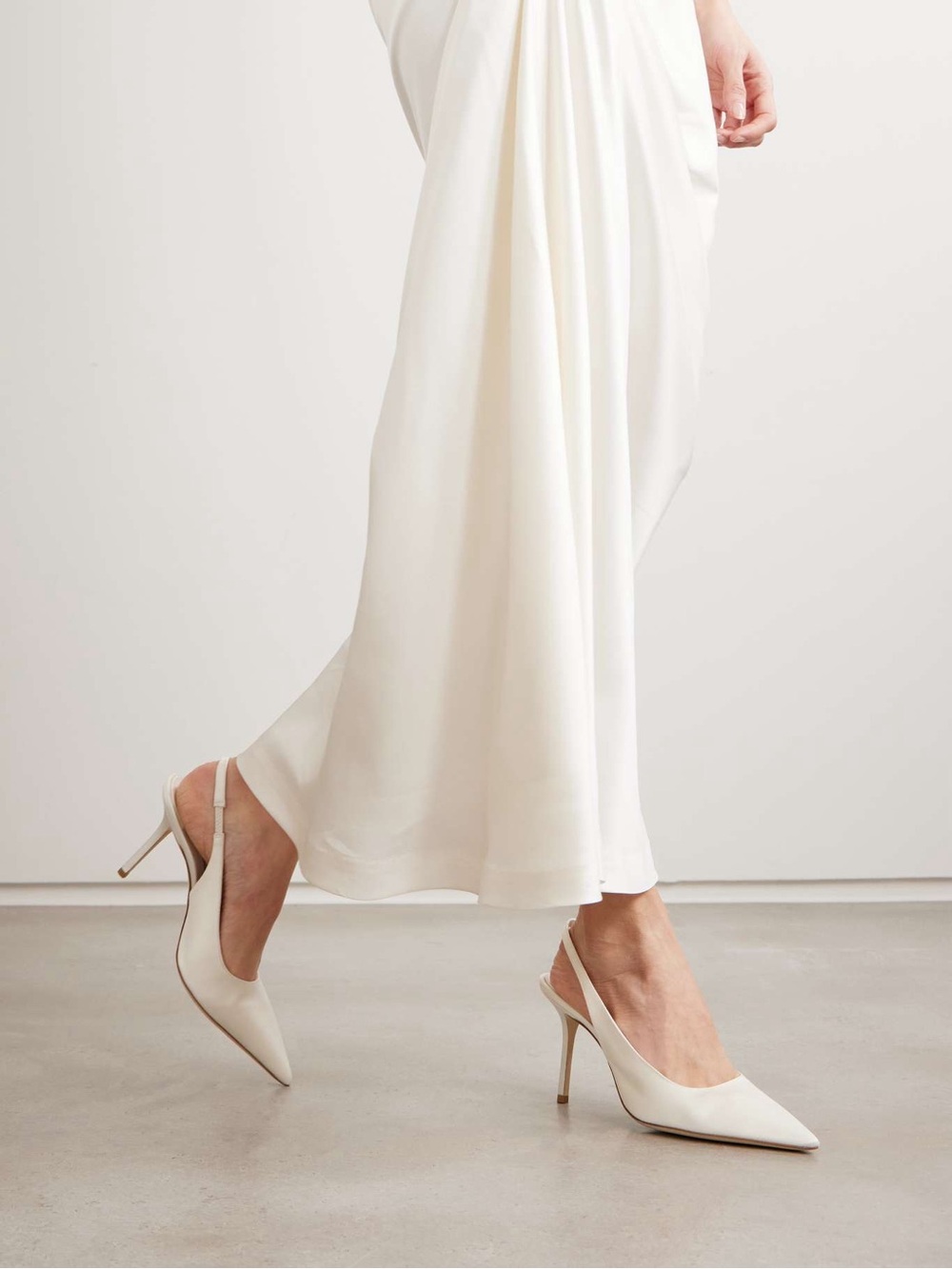 Jimmy Choo Love 85 satin slingback pumps
$850 37.5 - Picture 3 of 13